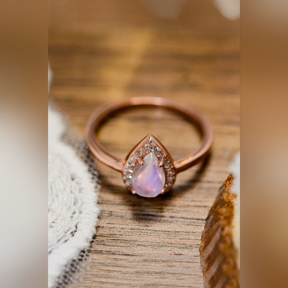 100% Authentic Moonstone Teardrop 925 Sterling Silver Halo Ring - Picture 7 of 10